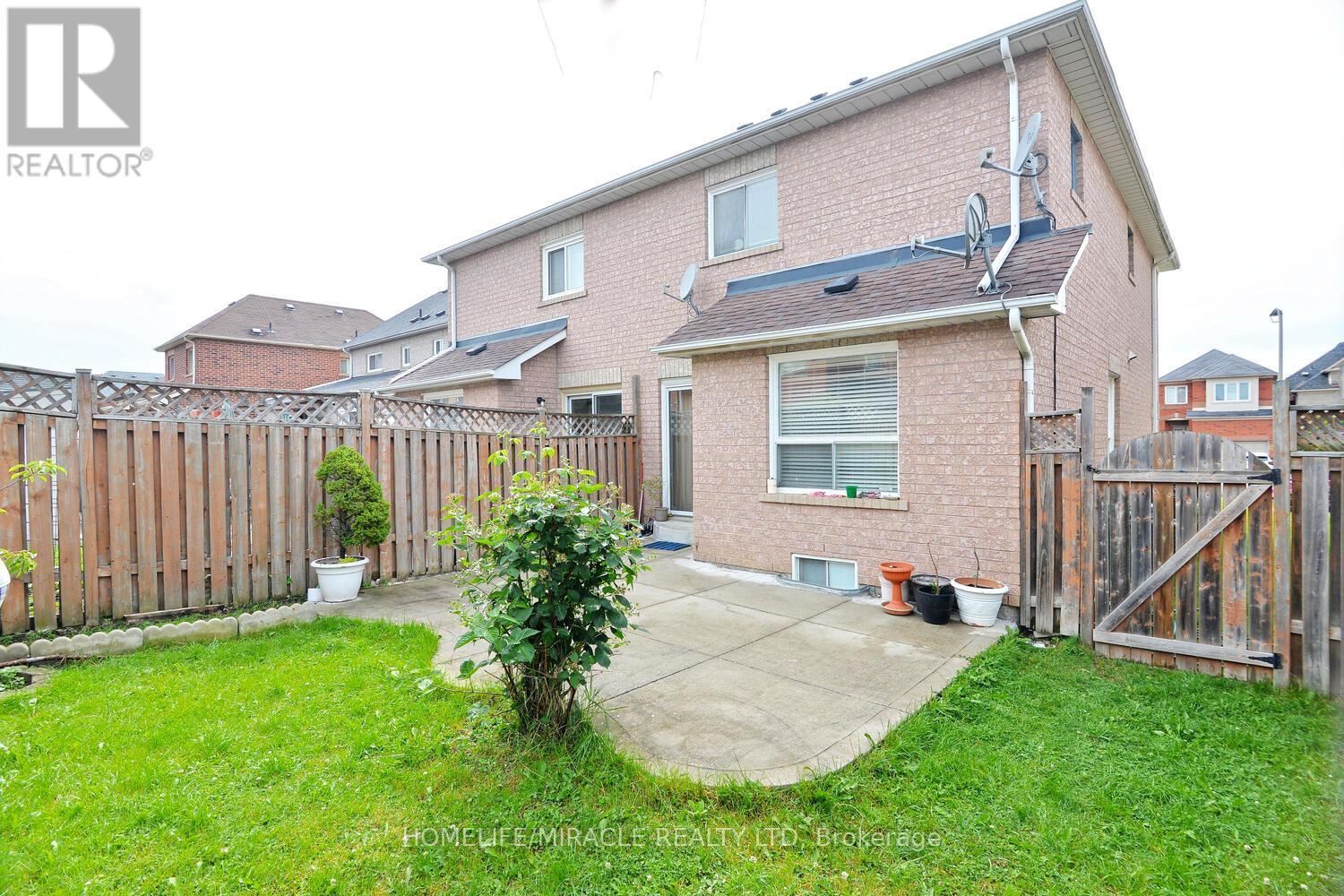 37 Prairie Rose Circle, Brampton, Ontario  L6R 1R6 - Photo 49 - W12237694