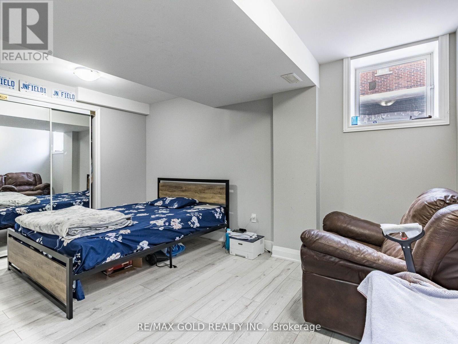 11 Clunburry Road, Brampton, Ontario  L7A 5B4 - Photo 33 - W12237713