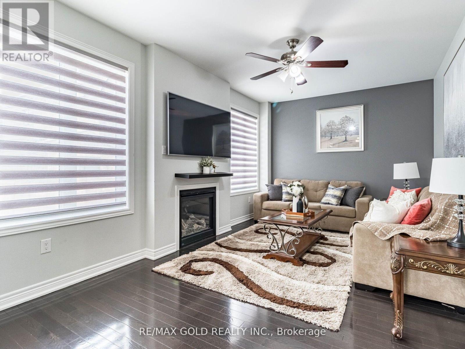 11 Clunburry Road, Brampton, Ontario  L7A 5B4 - Photo 9 - W12237713