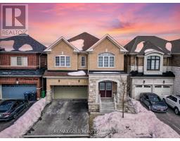 11 CLUNBURRY ROAD, Brampton, Ontario
