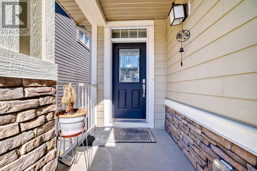 Property at 240 Riviera Way image 2