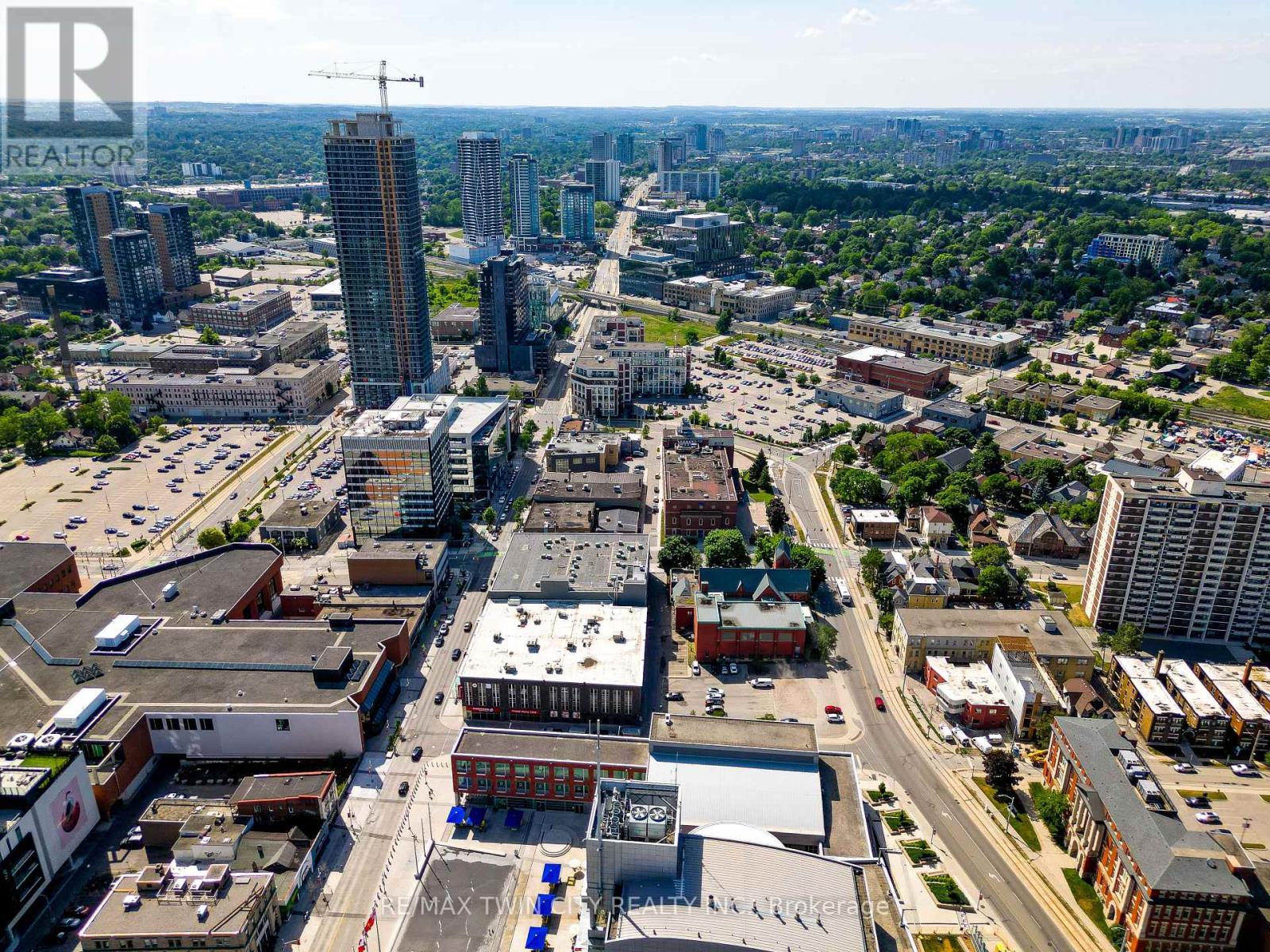 1201 - 55 Duke Street W, Kitchener, Ontario  N2P 0B9 - Photo 40 - X12237732