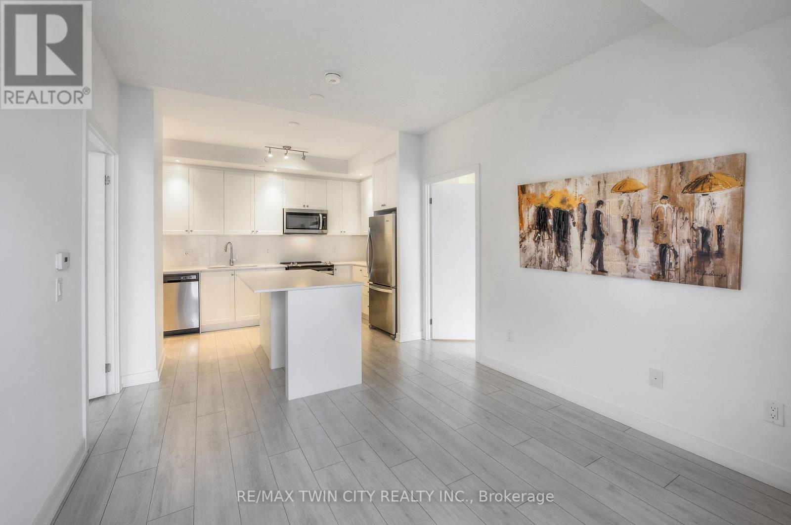 1201 - 55 Duke Street W, Kitchener, Ontario  N2P 0B9 - Photo 6 - X12237732