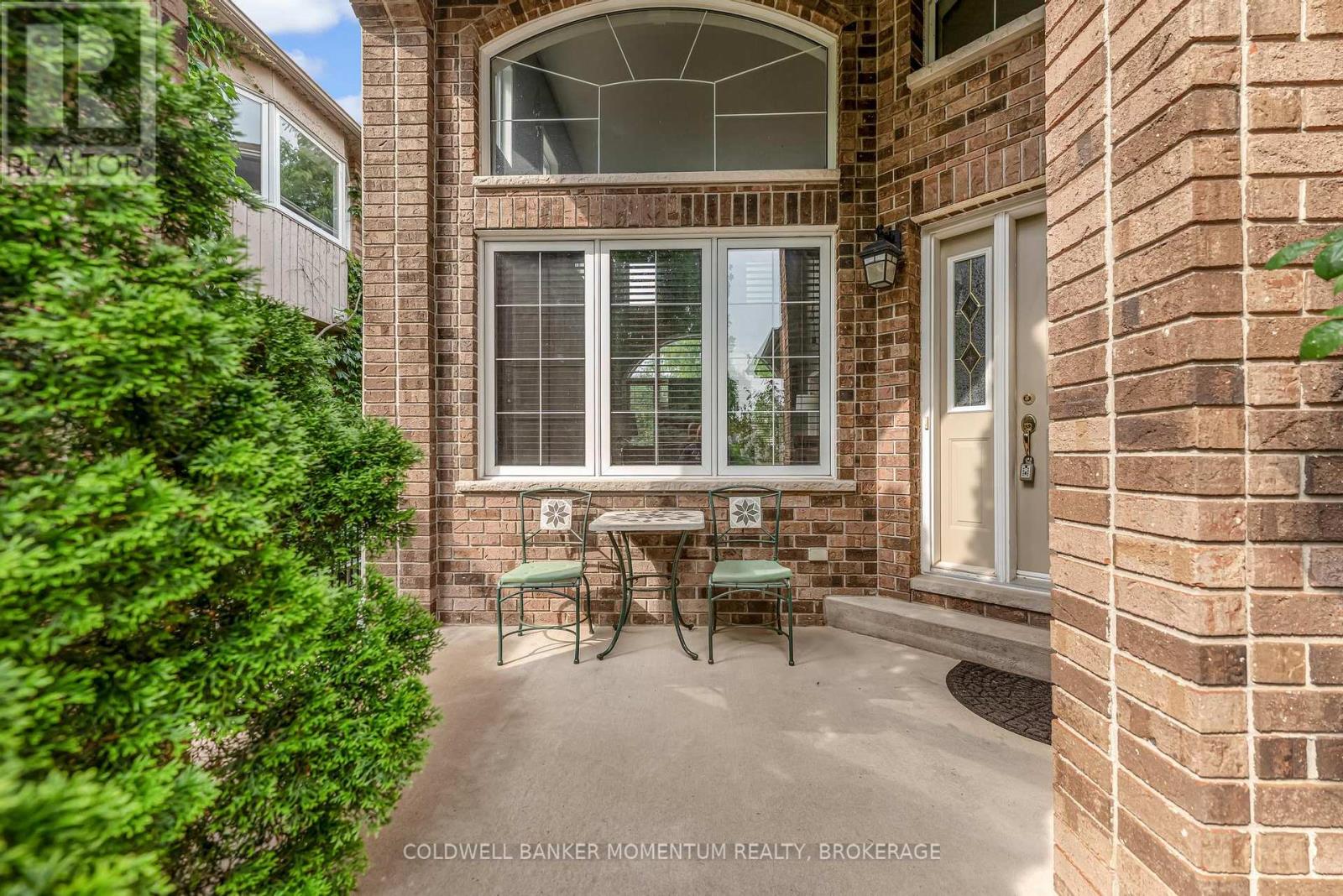 Property at 163 CRYSLER CRESCENT image 3