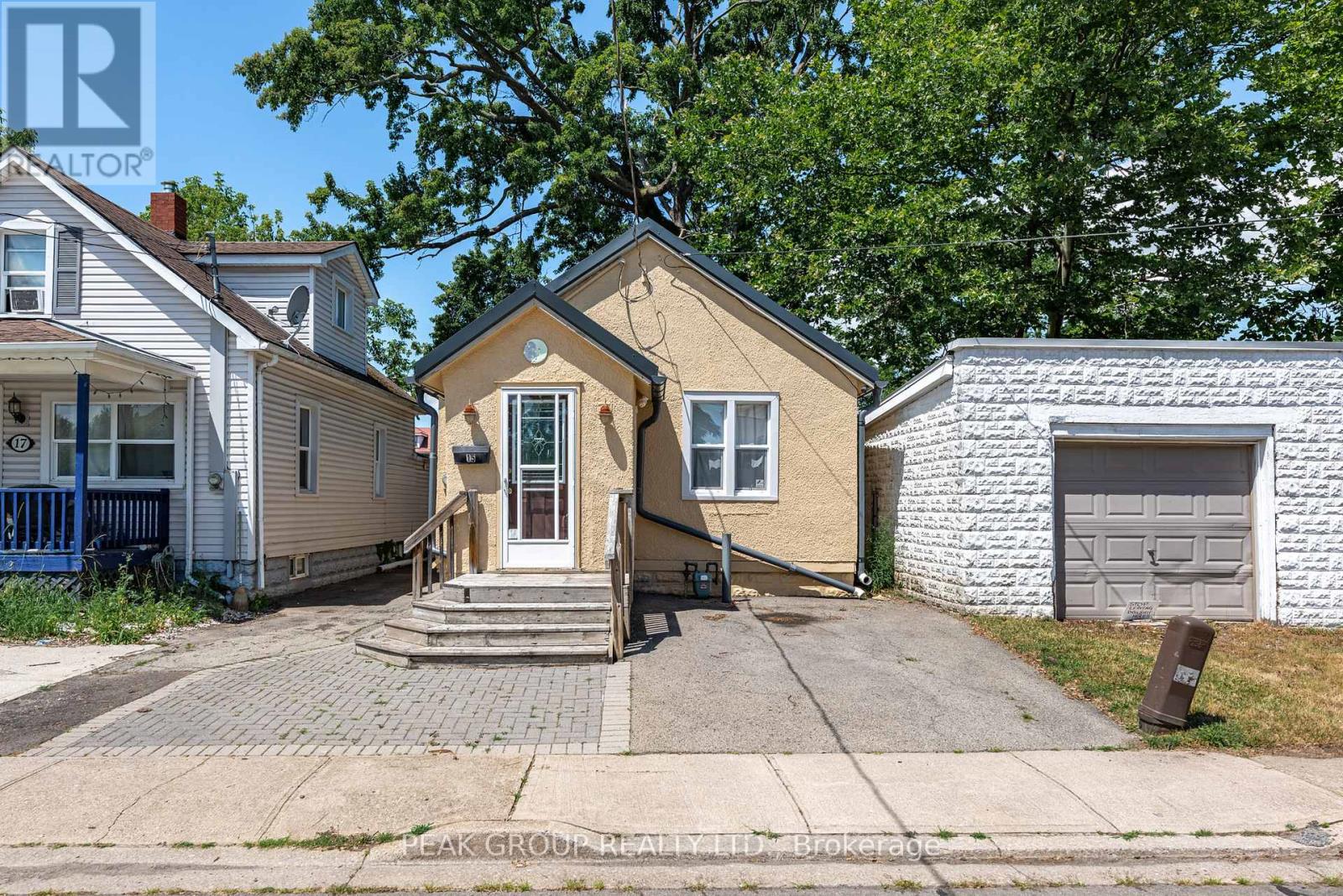 Property at 15 KENT STREET image 2