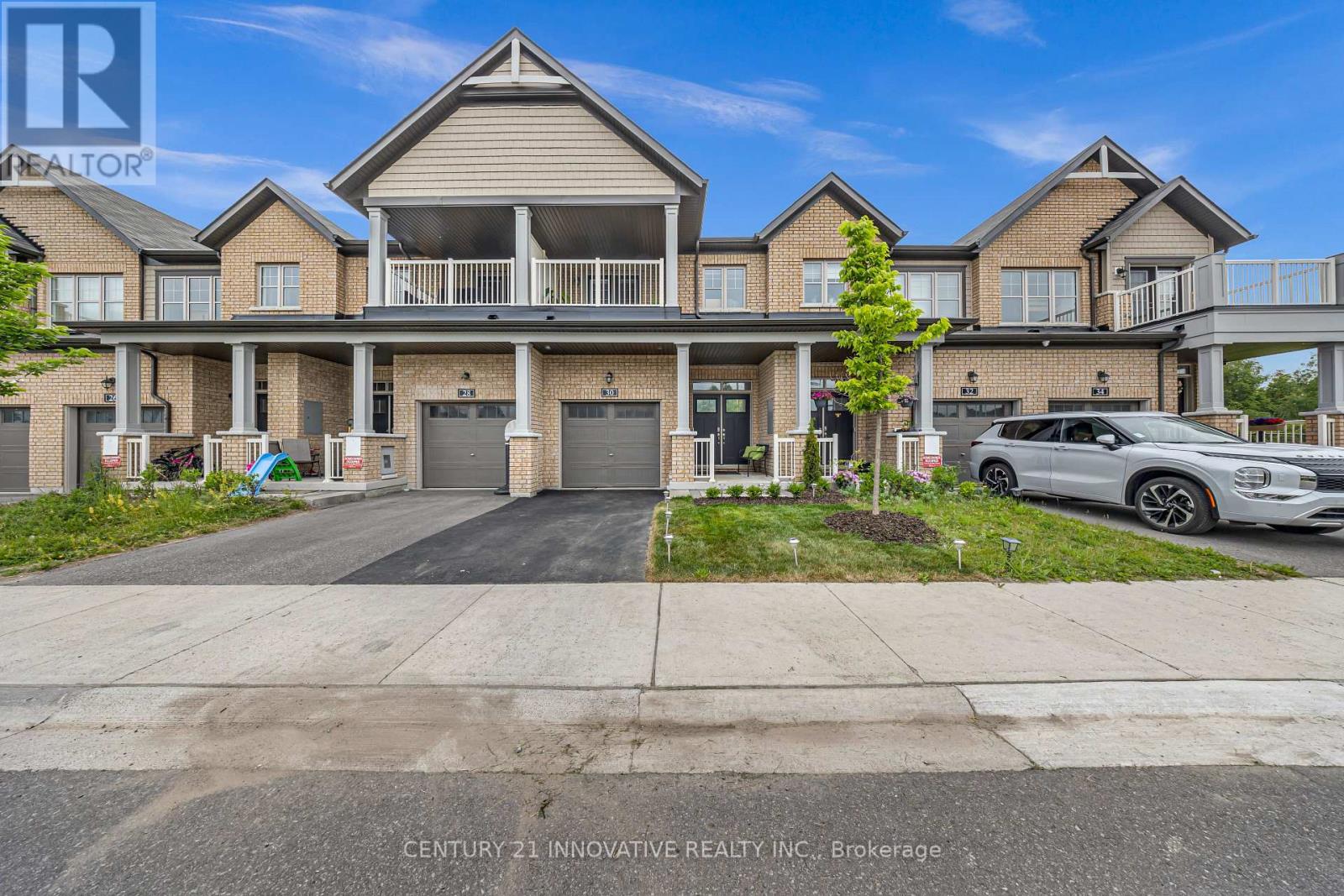 Property at 30 PARADISE WAY image 3