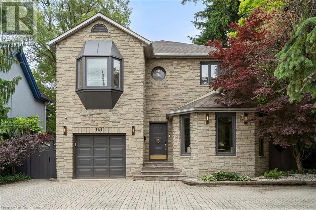 Property at 381 QUEEN Street S image 1