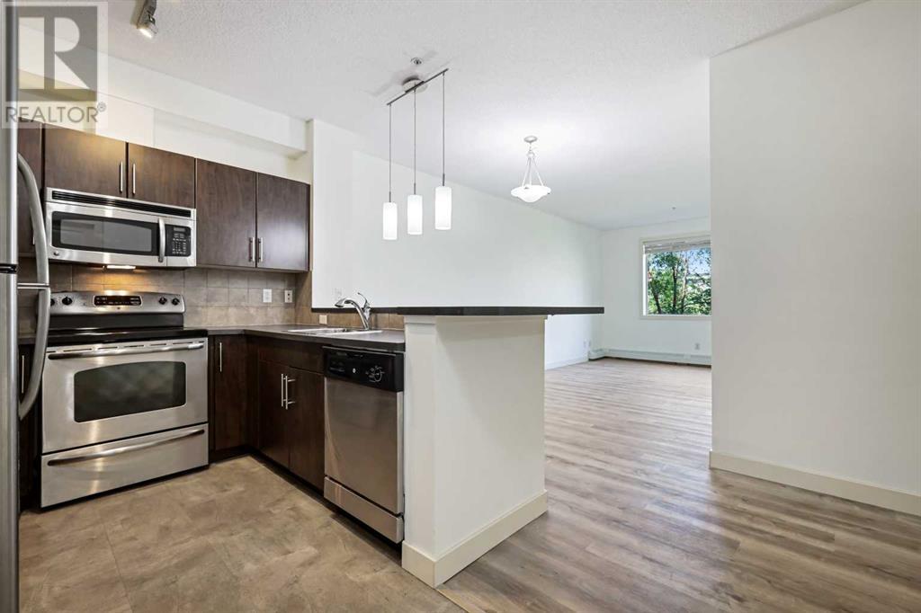 Property at 216, 2727 28 Avenue SE image 5