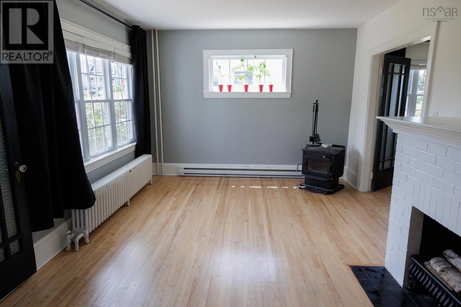 601 George Street, New Waterford, Nova Scotia  B1H 4E4 - Photo 21 - 202515350