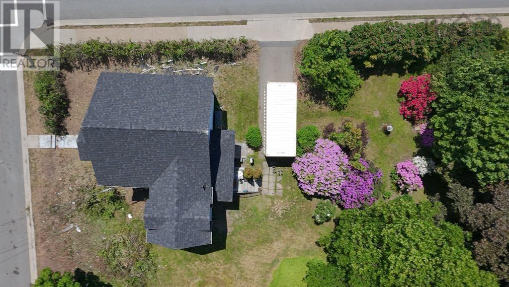 601 George Street, New Waterford, Nova Scotia  B1H 4E4 - Photo 4 - 202515350