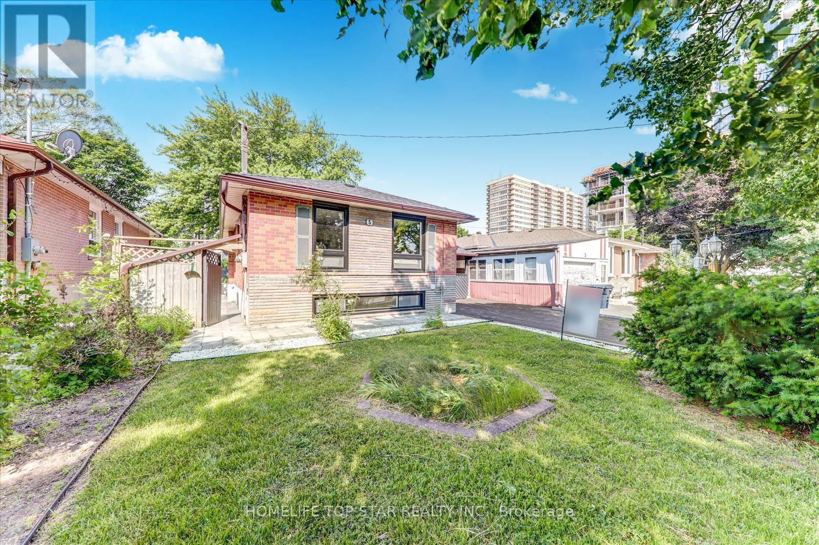 Property at 5 PEACE DRIVE image 3