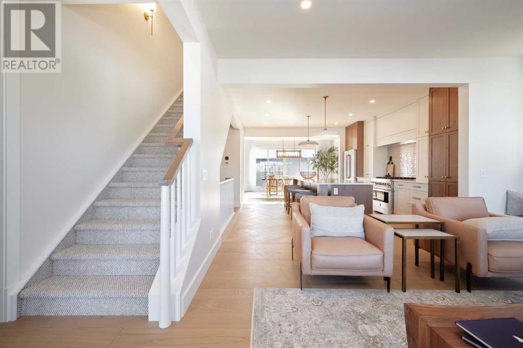 Property at 219 Calais Drive SW image 3