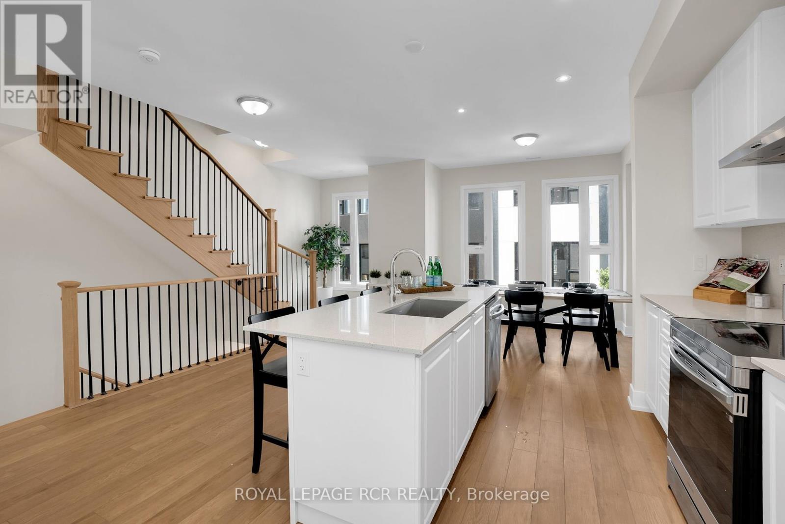 9 Bru-Lor Lane, Orillia, Ontario  L3V 8P4 - Photo 7 - S12237751