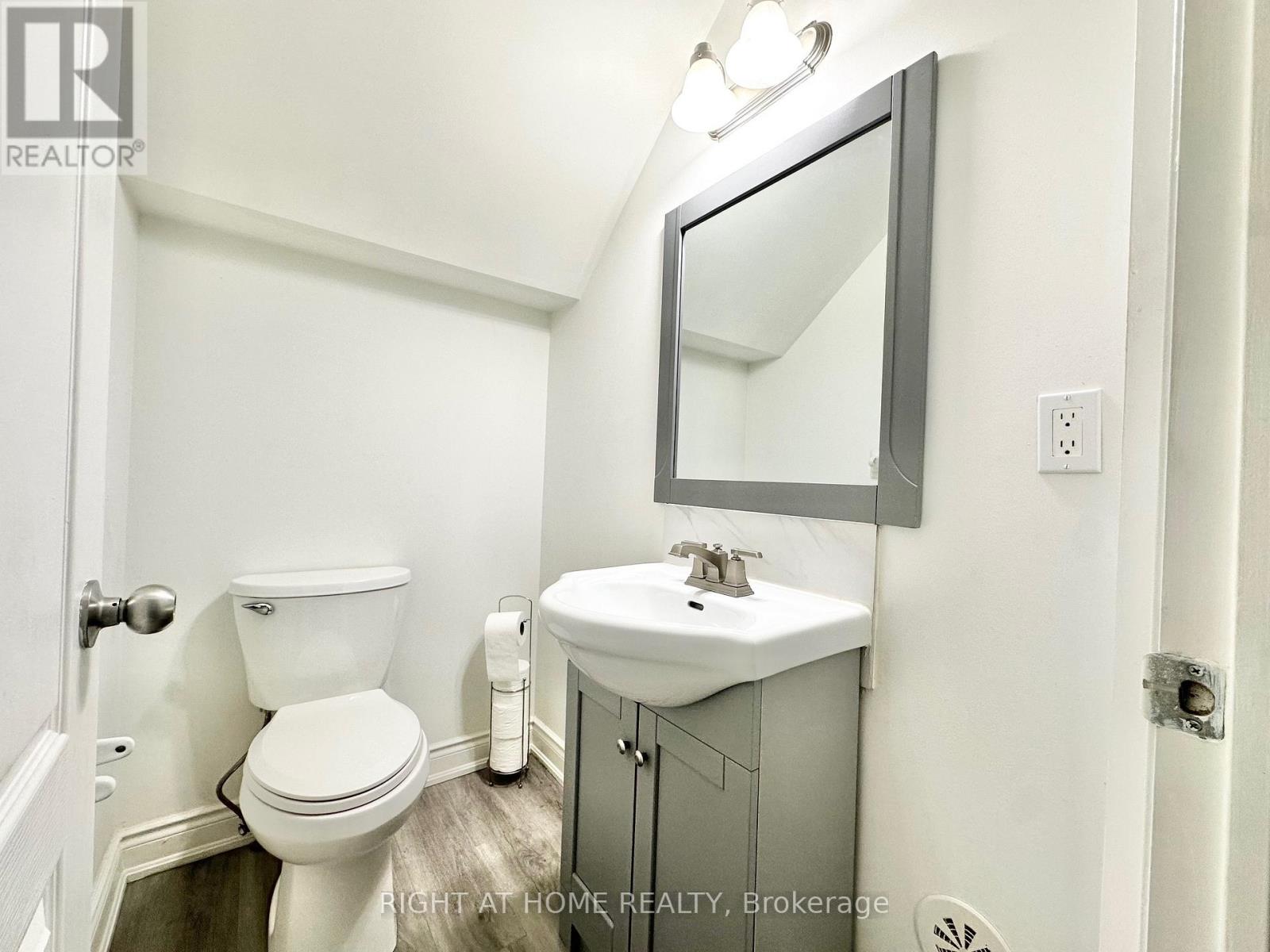 9 - 3070 Thomas Street, Mississauga, Ontario  L5M 0T2 - Photo 15 - W12237769