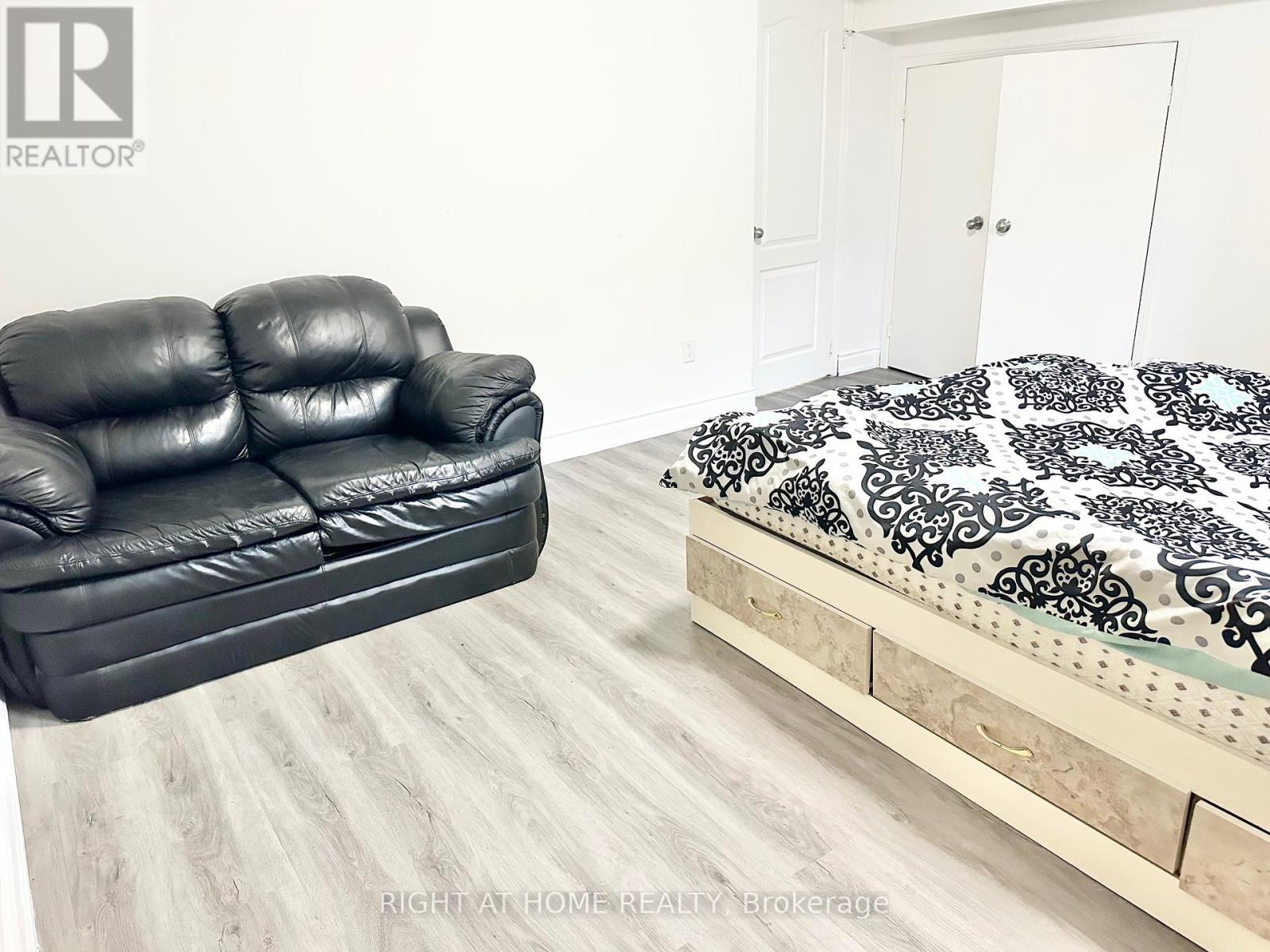 9 - 3070 Thomas Street, Mississauga, Ontario  L5M 0T2 - Photo 18 - W12237769