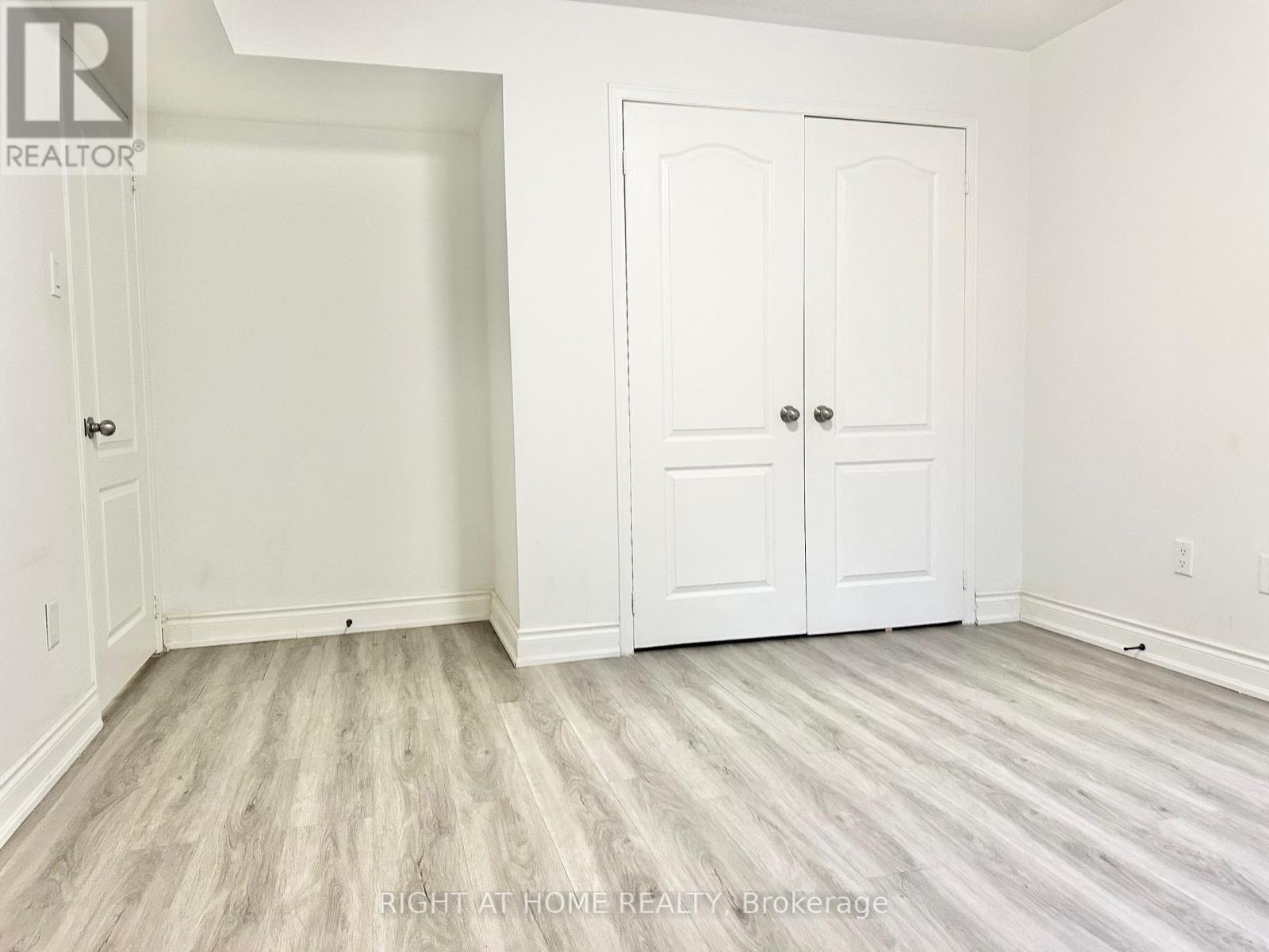 9 - 3070 Thomas Street, Mississauga, Ontario  L5M 0T2 - Photo 21 - W12237769