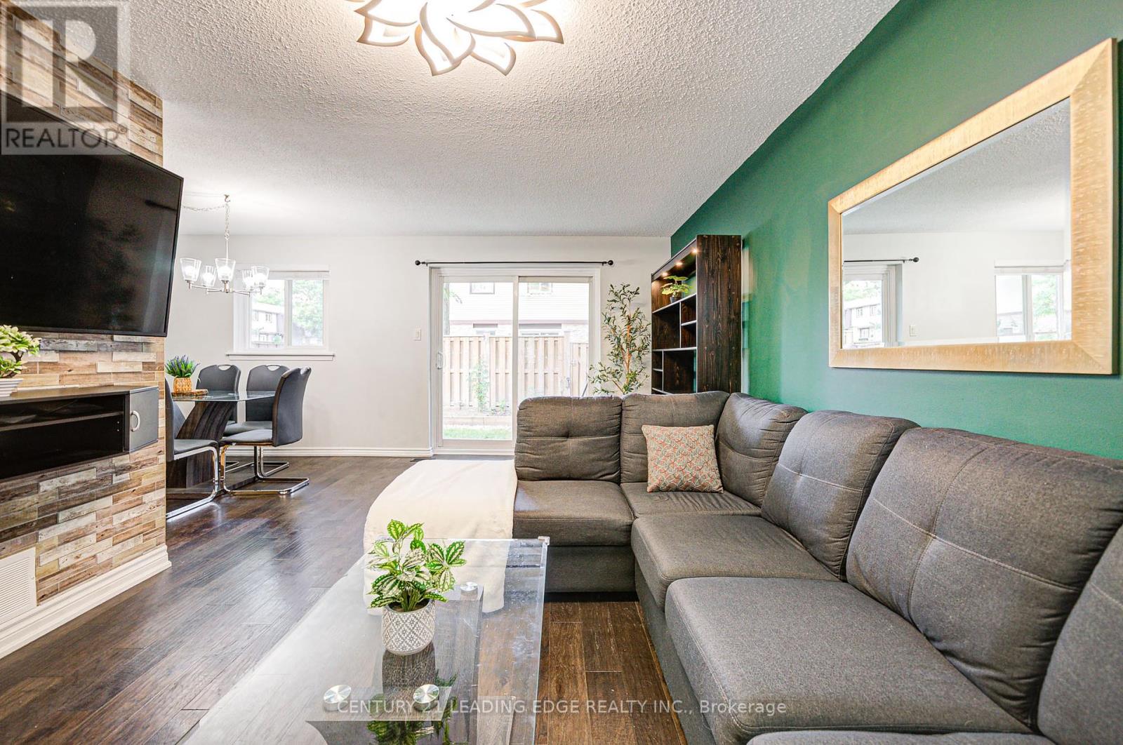97 - 45 Hansen Road, Brampton, Ontario  L6V 3C5 - Photo 11 - W12237791