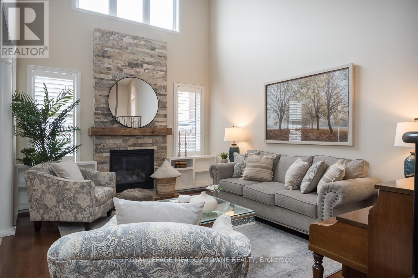 Property at 476 LAUNDON TERRACE image 1