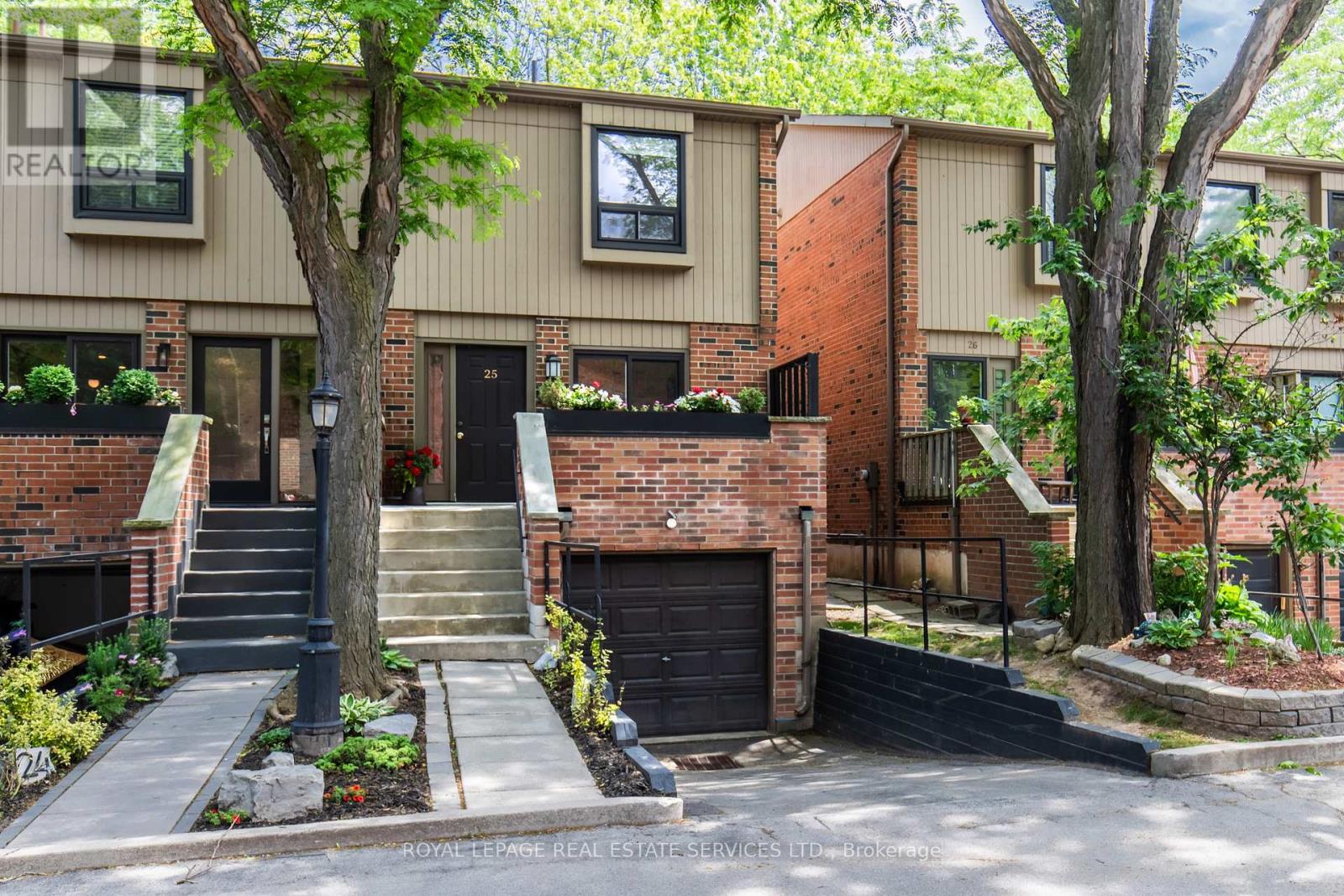 Property at 25 - 3122 LAKESHORE ROAD W image 1