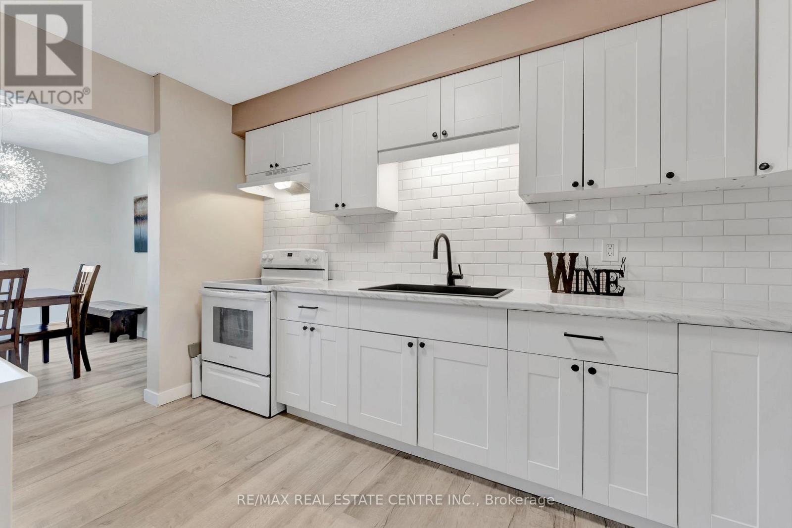 944 Caladonia View, Cambridge, Ontario  N3H 1A5 - Photo 21 - X12237819
