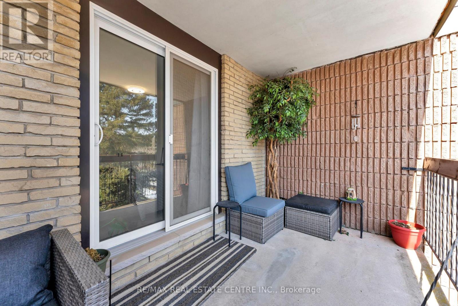 944 Caladonia View, Cambridge, Ontario  N3H 1A5 - Photo 26 - X12237819