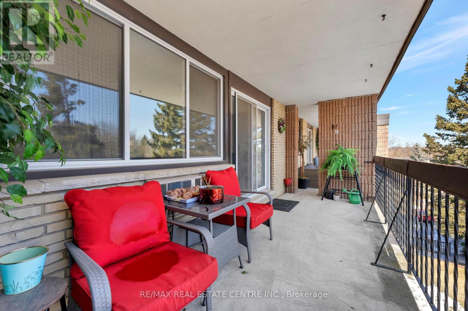 944 Caladonia View, Cambridge, Ontario  N3H 1A5 - Photo 30 - X12237819