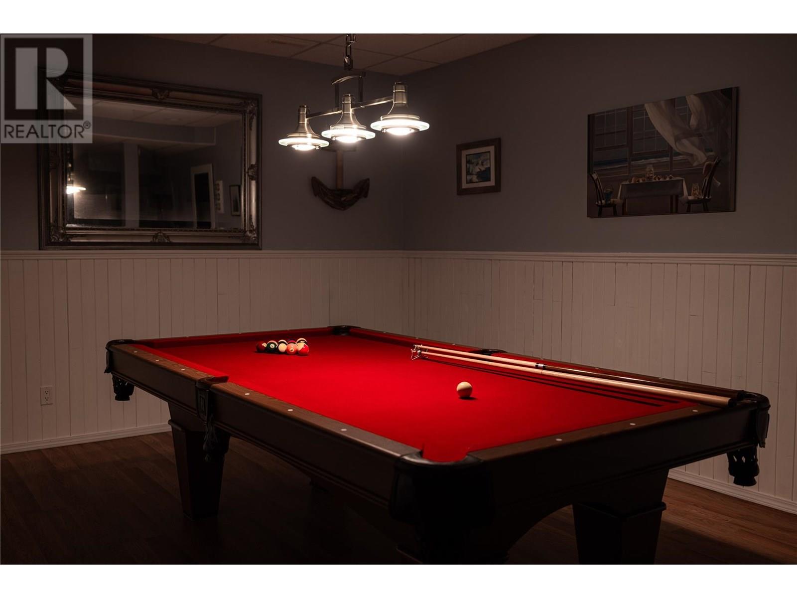 Property at 8875 Braeburn Drive image 3