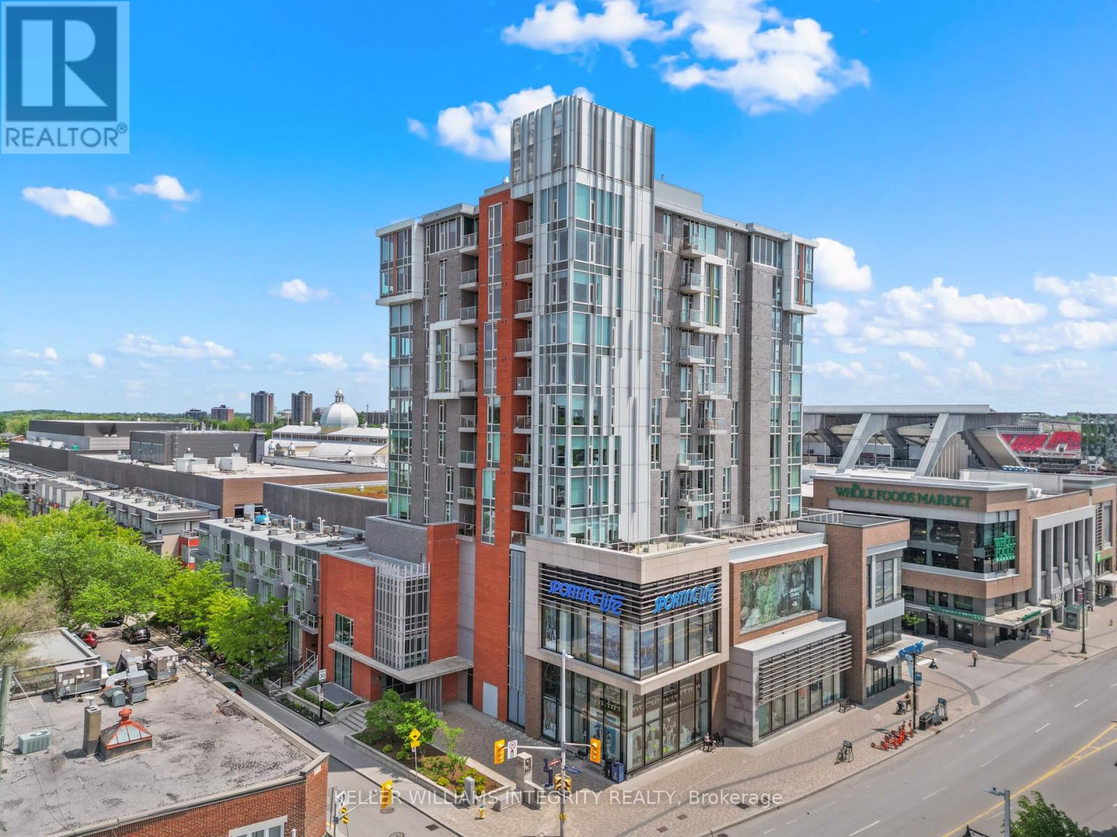 Property at 1107 - 118 HOLMWOOD AVENUE image 1