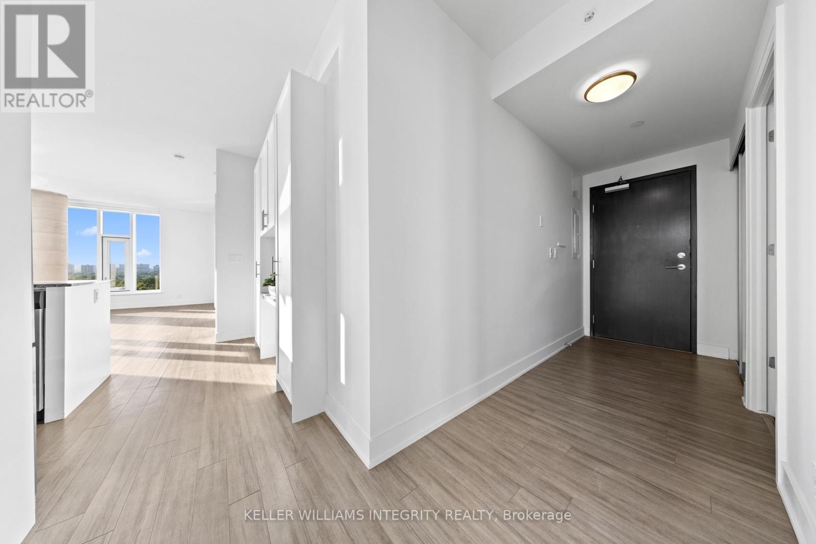 Property at 1107 - 118 HOLMWOOD AVENUE image 3