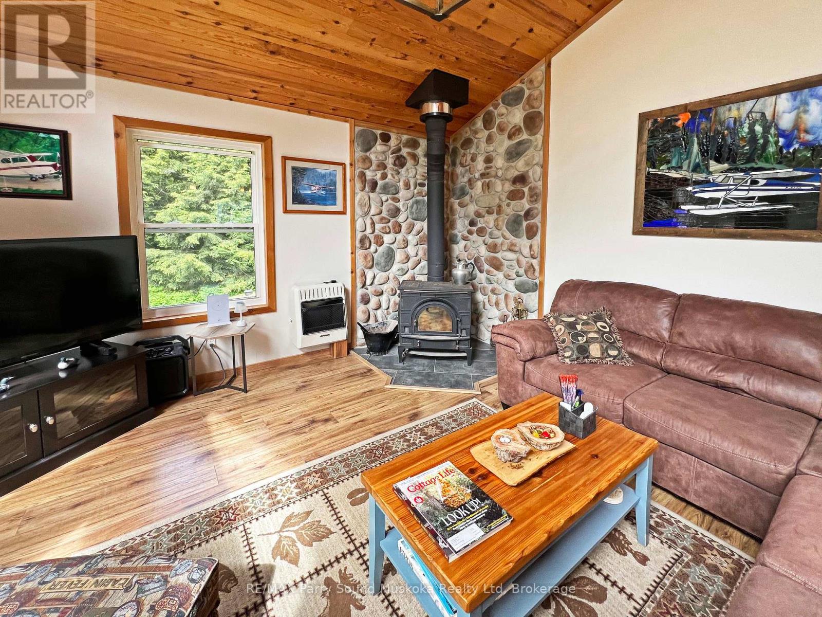 994 Toad Lake, Parry Sound Remote Area, Ontario  P0H 1S0 - Photo 7 - X12226547