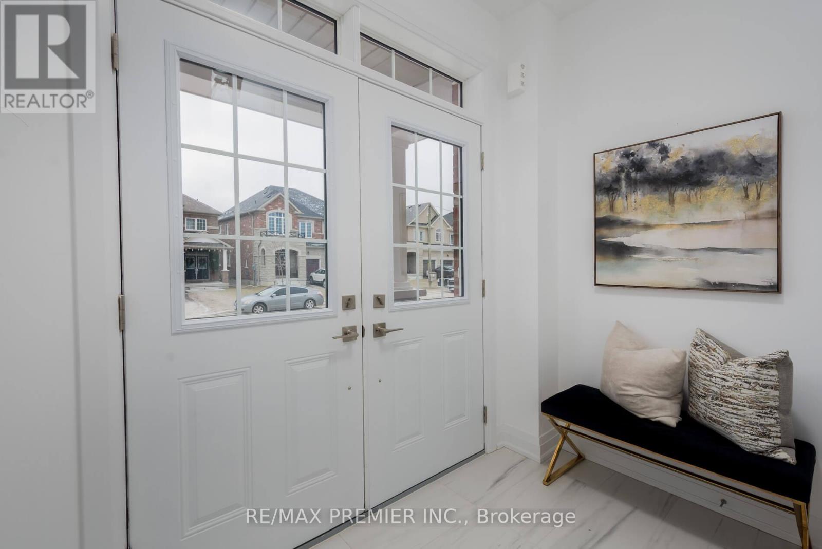 Property at 25 VIRRO COURT image 5