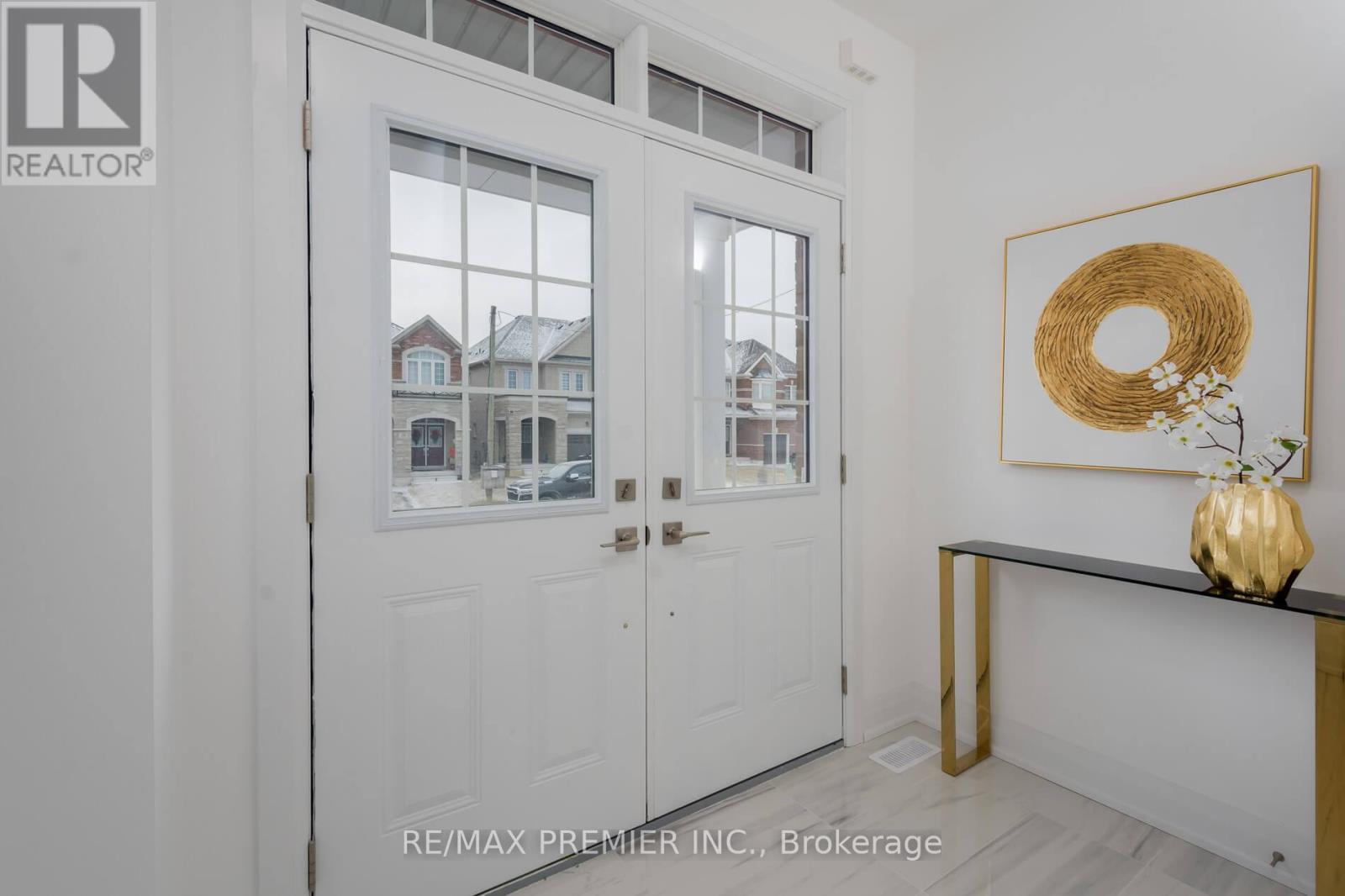 Property at 29 VIRRO COURT image 4