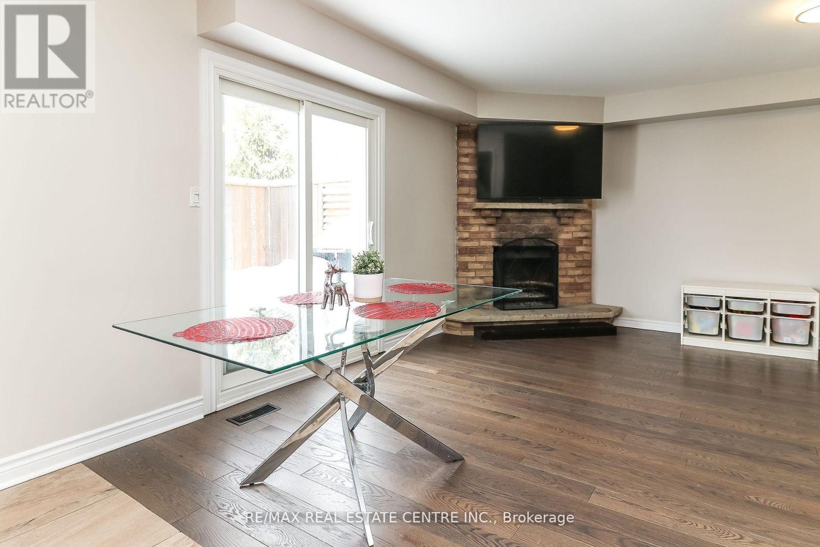 Property at 22 MEADOWLARK ROAD image 3