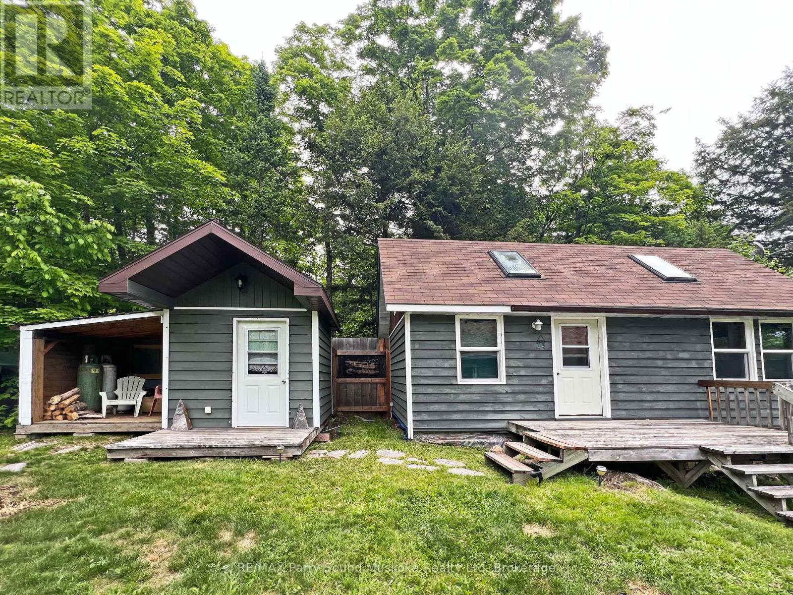 994 Toad Lake, Parry Sound Remote Area, Ontario  P0H 1S0 - Photo 34 - X12226547