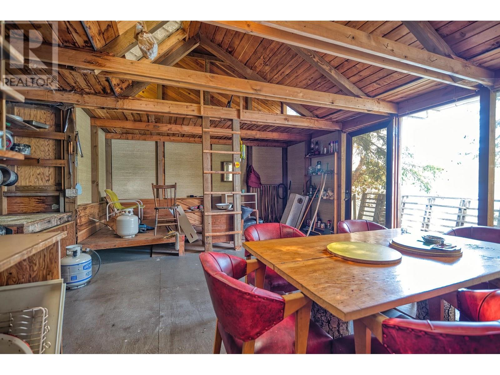 6761 Sandy Hook Trail, Sechelt, British Columbia  V7Z 0C9 - Photo 18 - R3018524