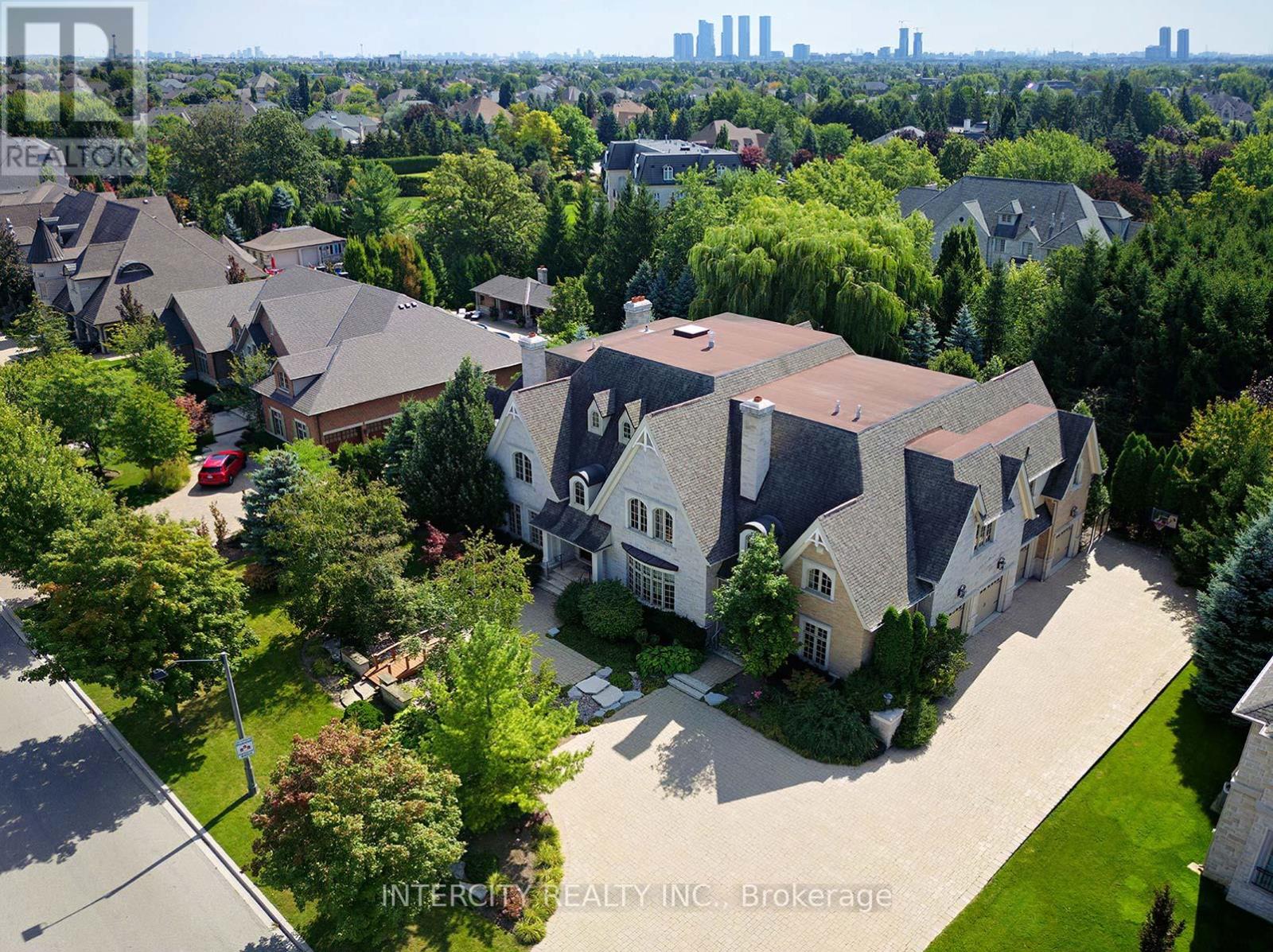 139 Orr Avenue, Vaughan, Ontario  L4L 9K2 - Photo 5 - N12237897