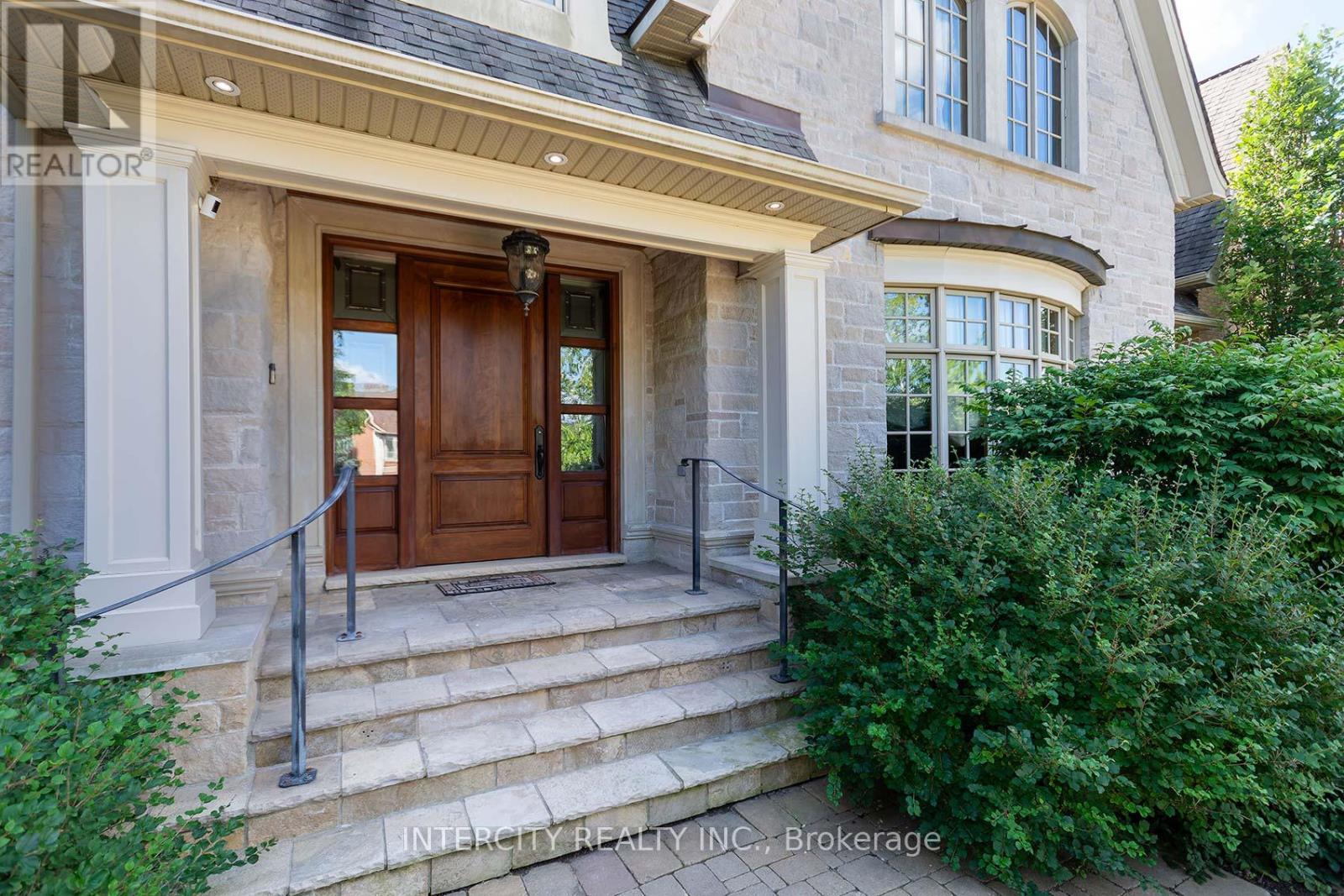 139 Orr Avenue, Vaughan, Ontario  L4L 9K2 - Photo 6 - N12237897