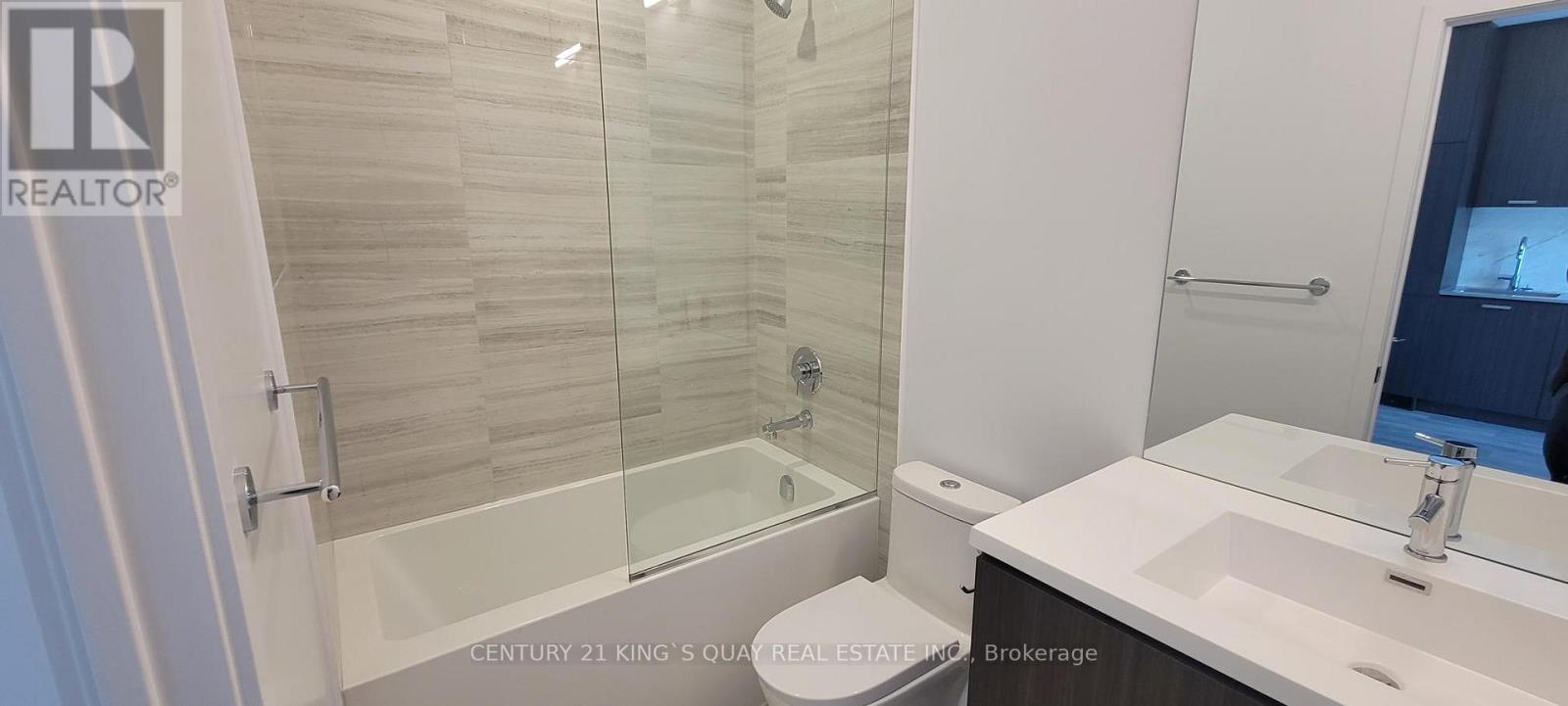 101 - 38 Honeycrisp Crescent, Vaughan (Concord), Ontario  L4K 0M7 - Photo 11 - N12237921