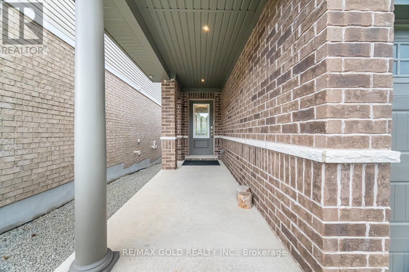 Property at 7260 LIONSHEAD AVENUE image 5