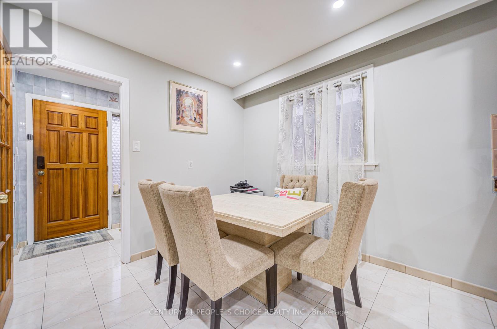 3 Lakeland Drive, Toronto, Ontario  M9V 1M8 - Photo 23 - W12237925