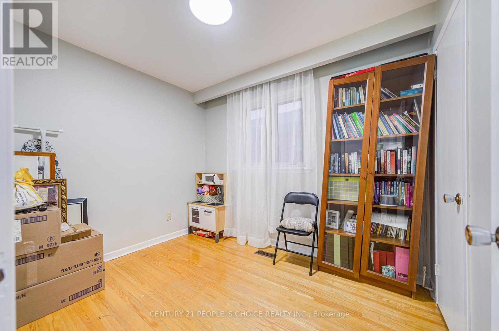 3 Lakeland Drive, Toronto, Ontario  M9V 1M8 - Photo 26 - W12237925