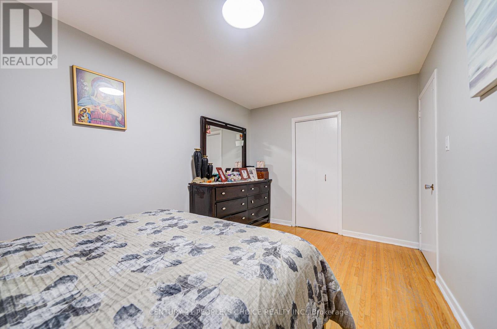 3 Lakeland Drive, Toronto, Ontario  M9V 1M8 - Photo 33 - W12237925