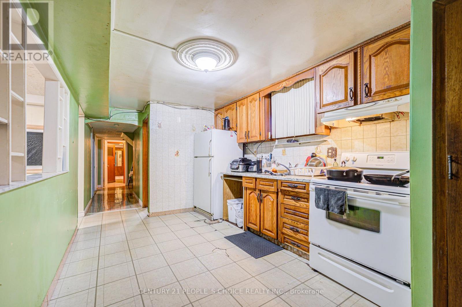 3 Lakeland Drive, Toronto, Ontario  M9V 1M8 - Photo 43 - W12237925