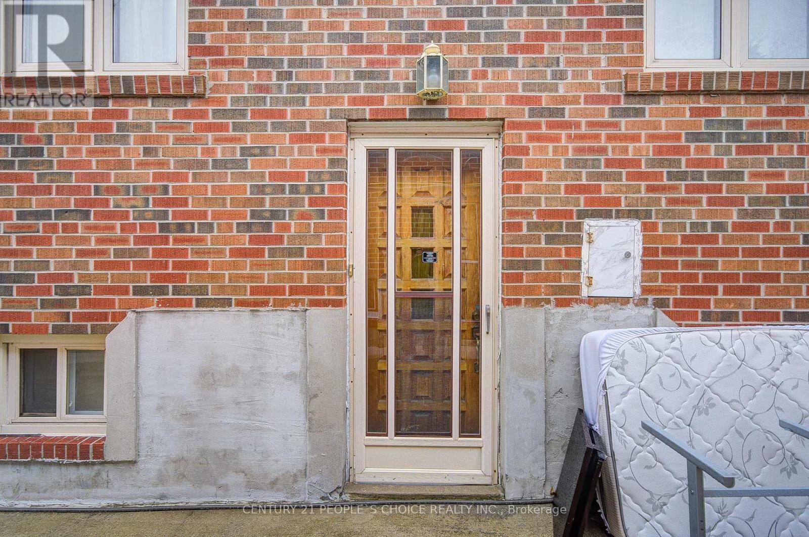 3 Lakeland Drive, Toronto, Ontario  M9V 1M8 - Photo 47 - W12237925