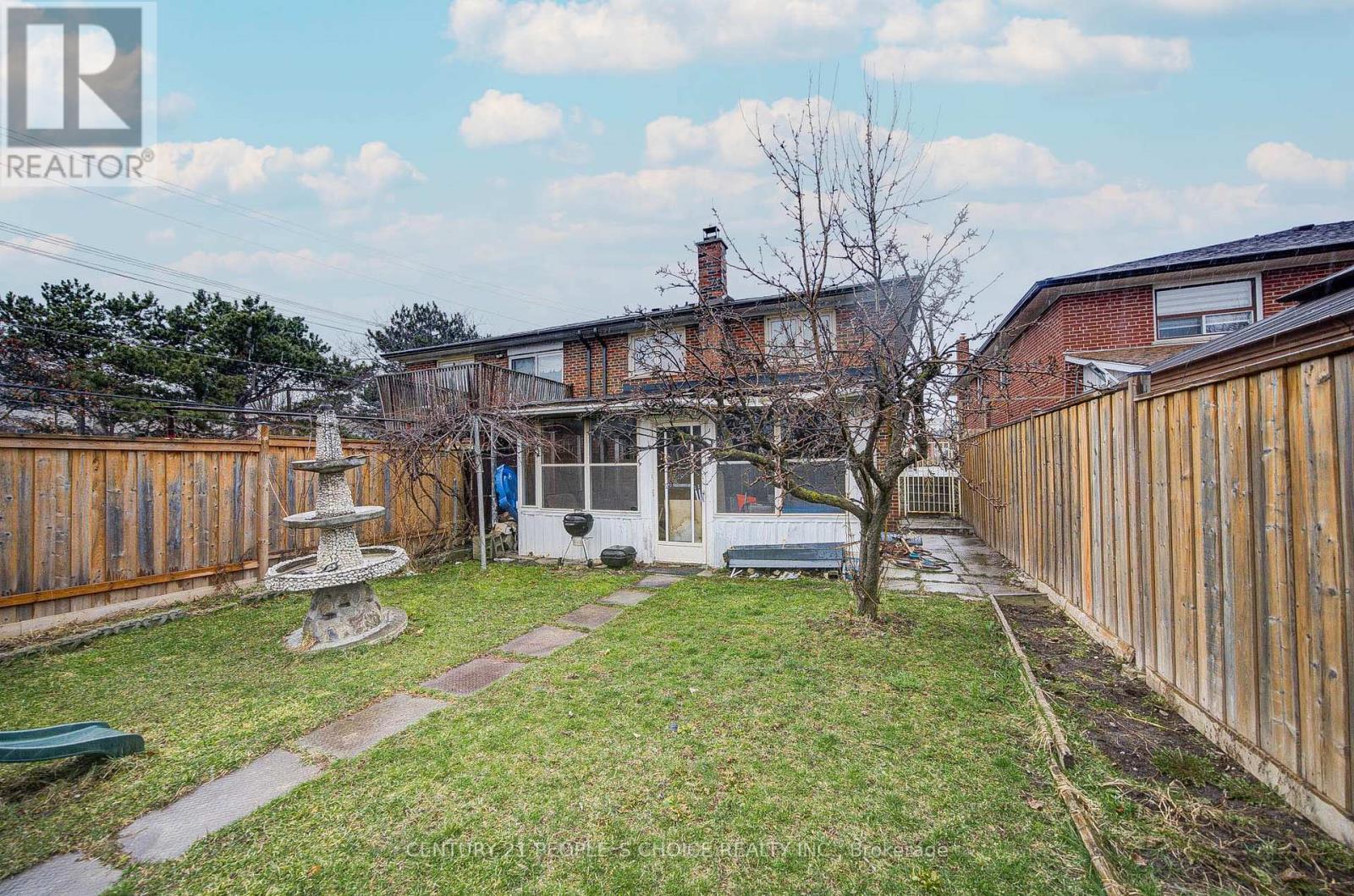 3 Lakeland Drive, Toronto, Ontario  M9V 1M8 - Photo 49 - W12237925