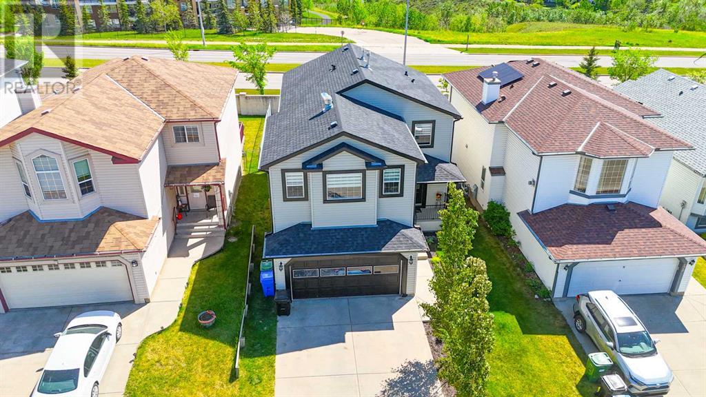 Property at 166 Tuscarora Close NW image 3