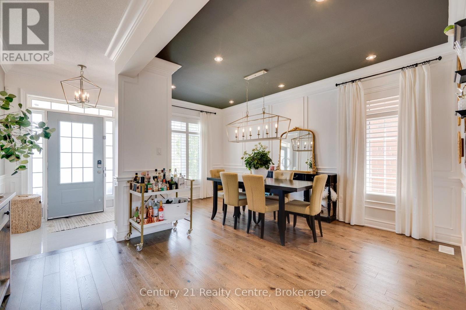 Property at 741 WETTLAUFER TERRACE image 4