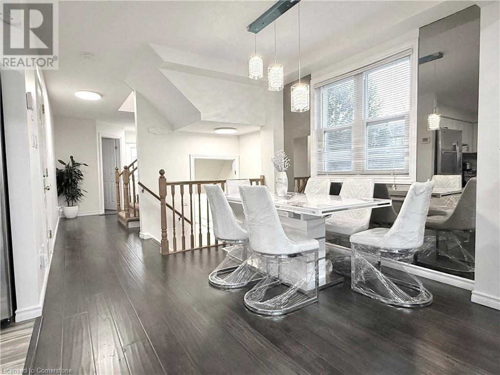 Property at 95 INDIGO Street image 4