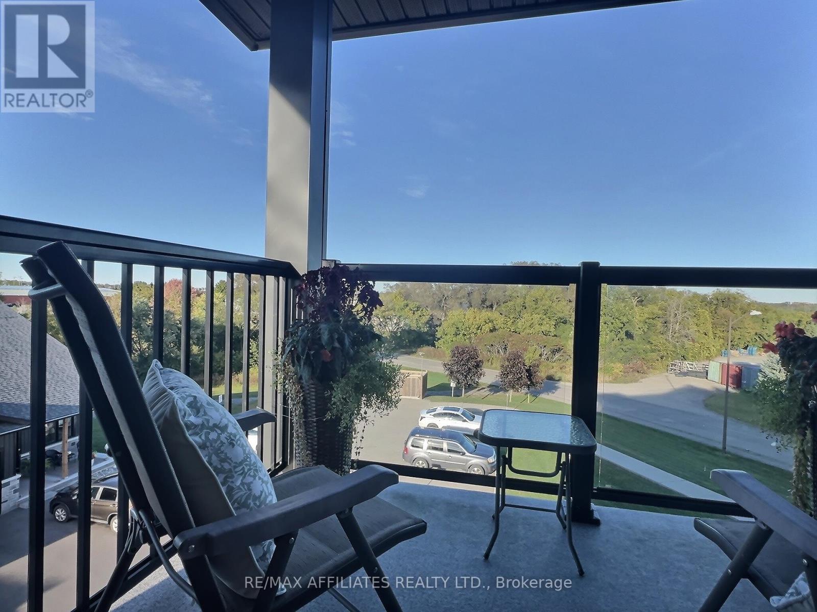 Property at 302 - 1109 MILLWOOD AVENUE image 5