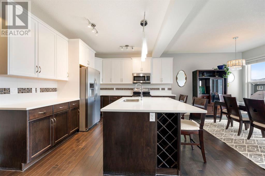 Property at 248 Sage Bank Grove NW image 2